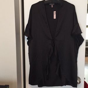 Victoria’s Secret Black Silky Robe NWT